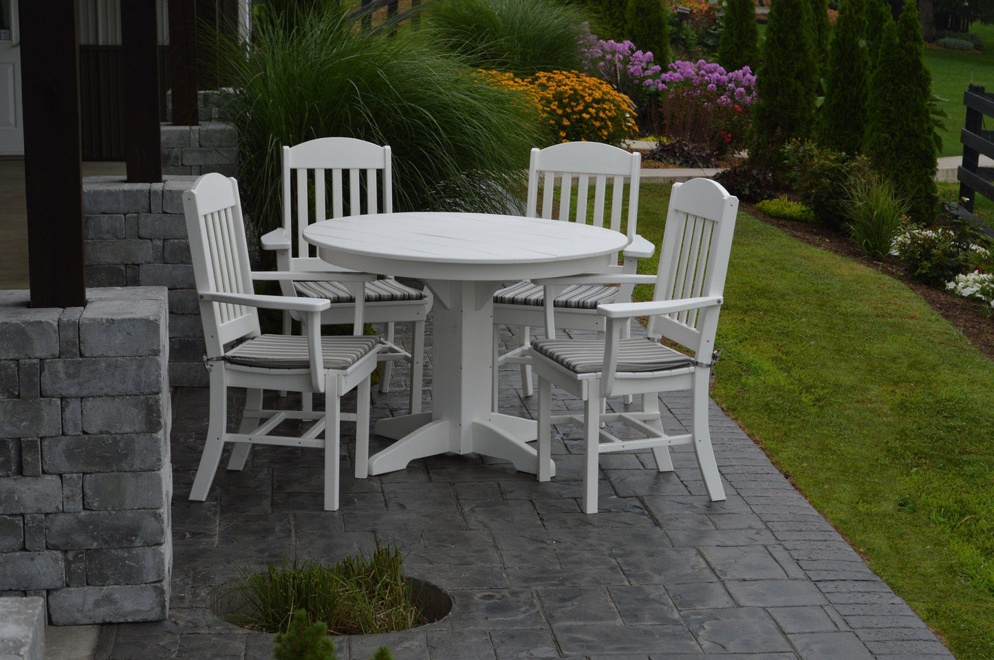 A&L Furniture Recycled Plastic Round Table with Classic Dining Chairs w Arms 5 Piece Dining Set - LEAD TIME TO SHIP 10 BUSINESS DAYS