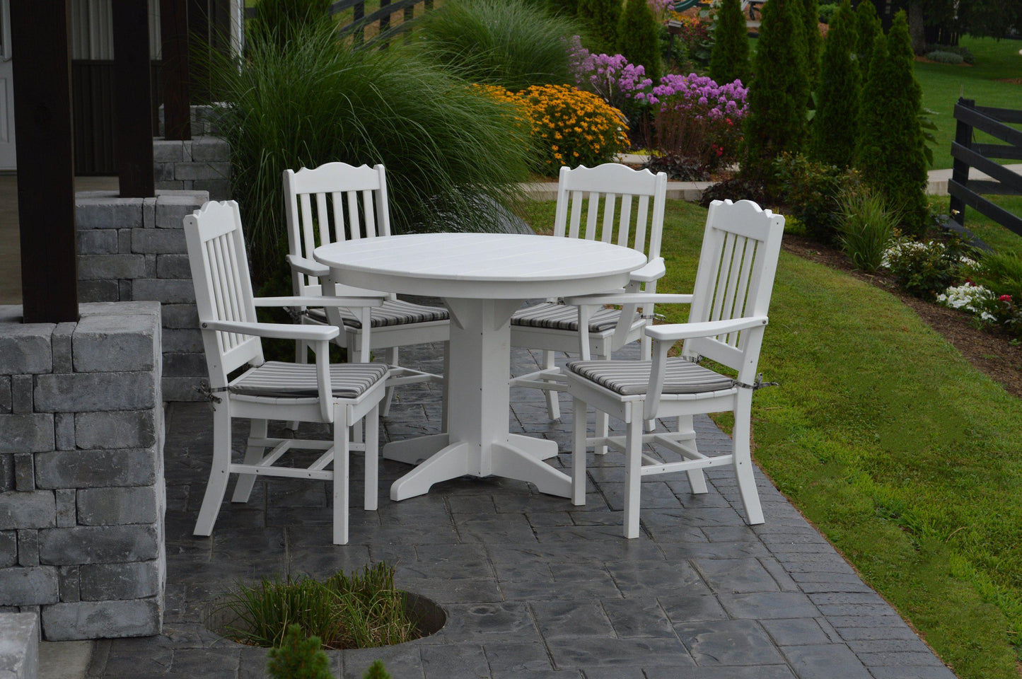 A&L Furniture Recycled Plastic Round Table with Royal Dining Chairs w/ Arms 5 Piece Dining Set - LEAD TIME TO SHIP 10 BUSINESS DAYS